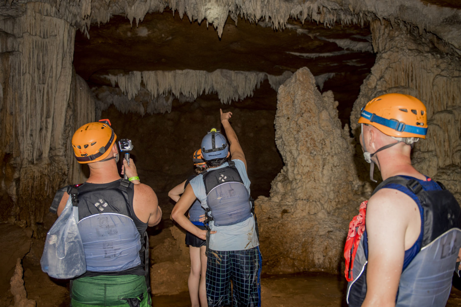 cave tubing tour belize 80